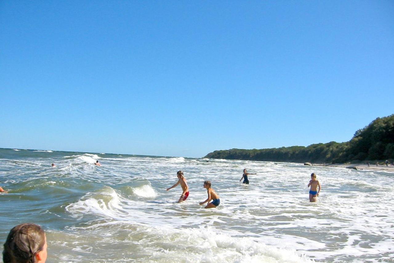 Strandnah Mit Balkon, Gratis Nutzung Vom Ahoi Erlebnisbad Und Sauna In Sellin - Strandhaus Moenchgut Fewo21 Лобе Екстериор снимка